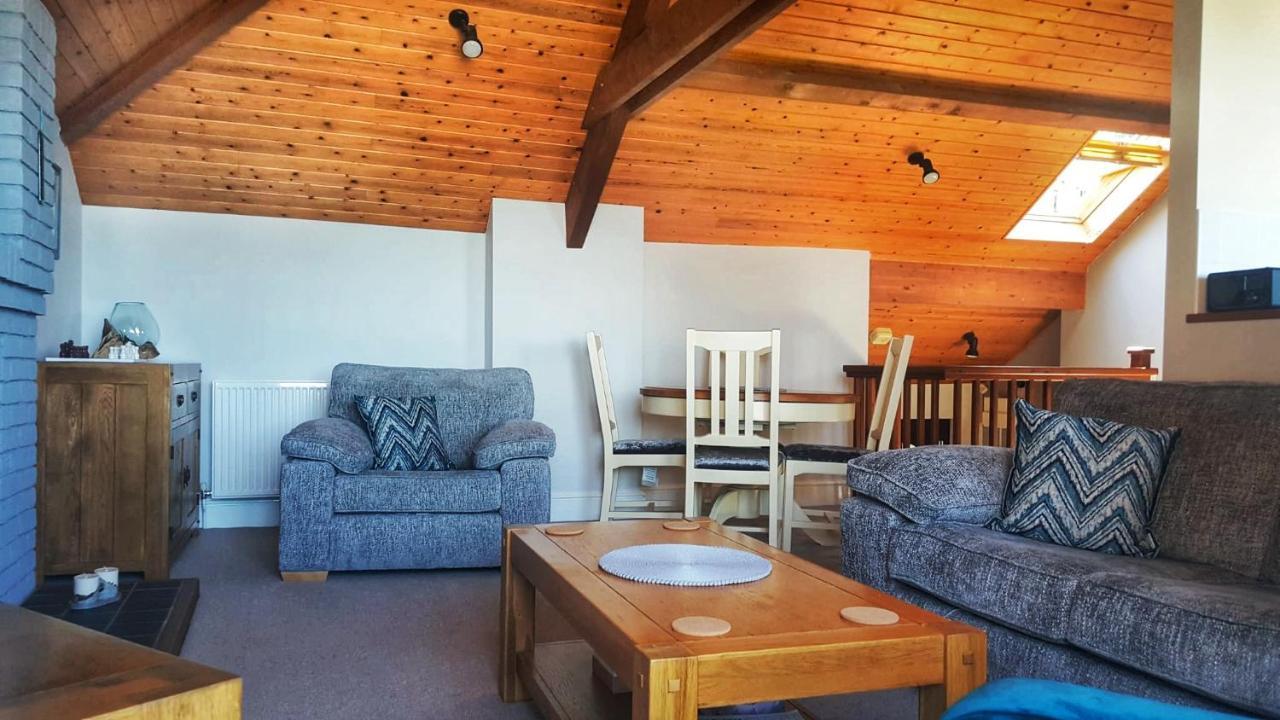 The Rocks Villa Westward Ho!  Luaran gambar